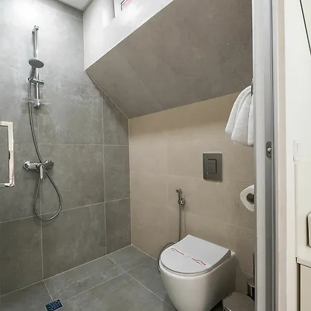 Hotel Caro & Varna