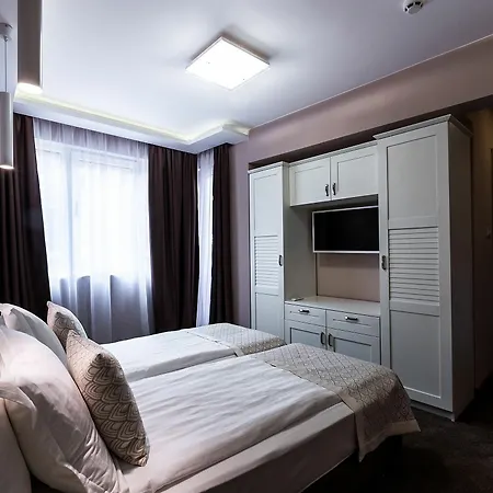 Hotel Caro &